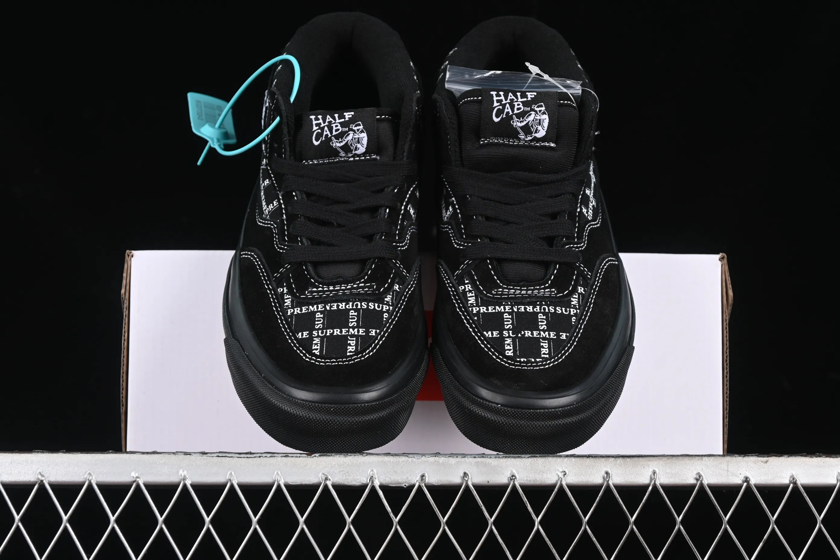 All categories Vans Vans series Vans Mid Vans China Vans Half Cab Pro 92 Vans official retro casual simple versatile skateboard shoes VN0A3QPH2YW